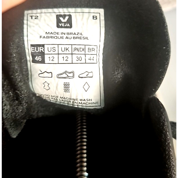 Veja v10 leather sneakers black and white Men's US size 12 - Picture 5 of 6